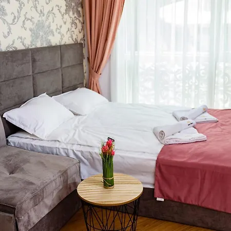 Sweet Homes 6 * Σάνι Μπιτς